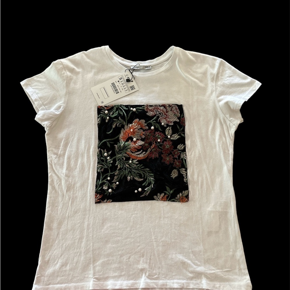 ZARA White Small Short Sleeves Casual Summer Top With Faux Pearls Design BNWT - Picture 4 of 7
